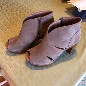 Dansko tan platform peep toe booties